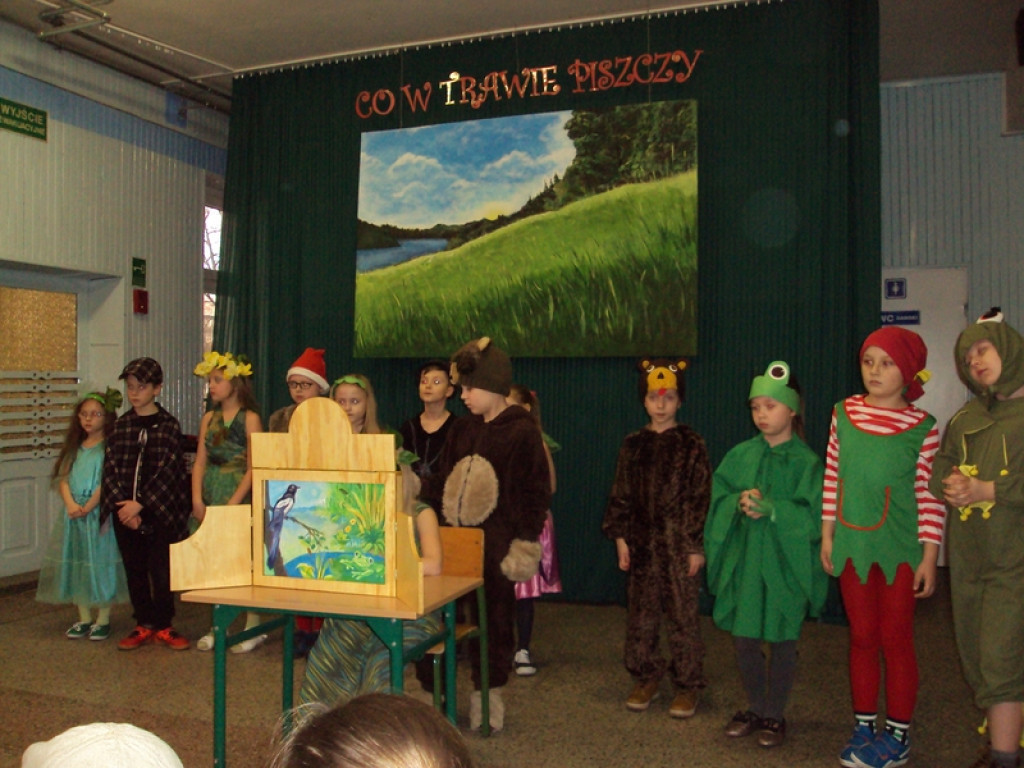 Mali czytelnicy z Publicznej Szkoły Podstawowej nr 5