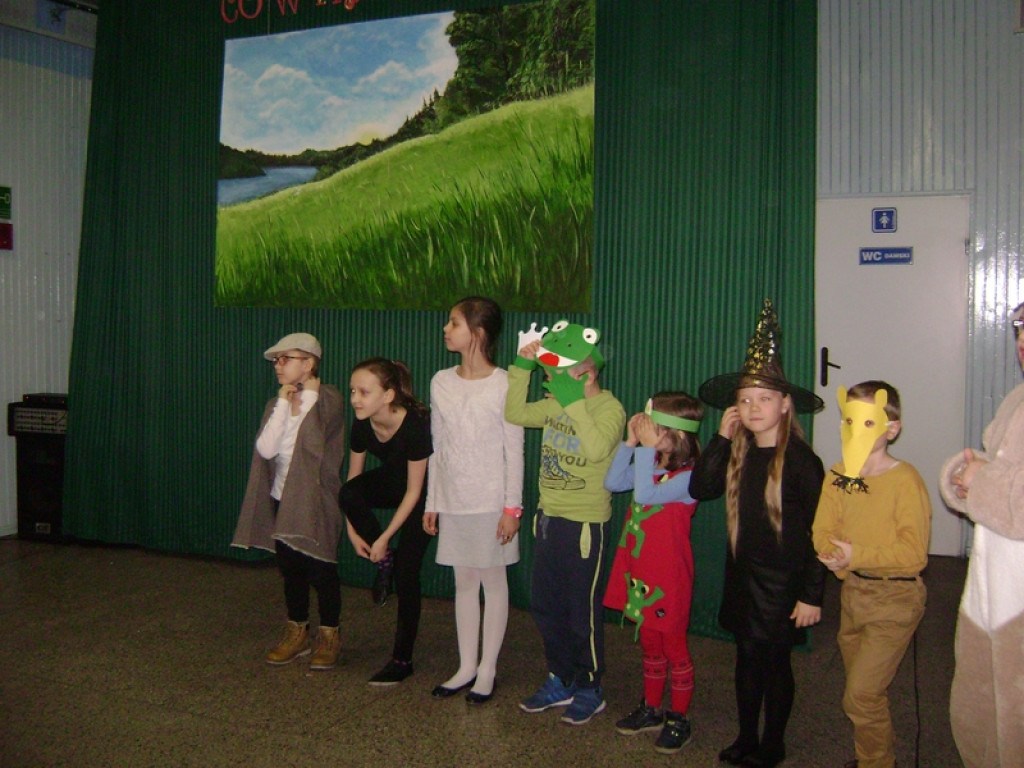 Mali czytelnicy z Publicznej Szkoły Podstawowej nr 5