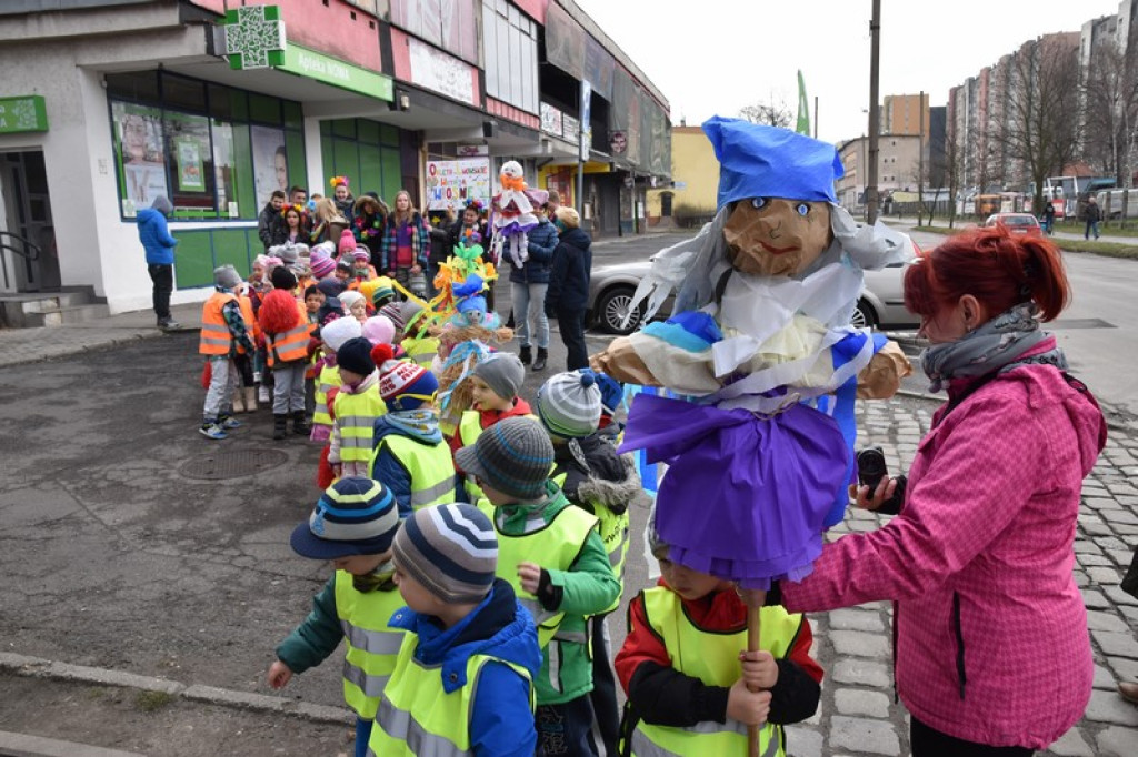 Po raz trzeci przegonią zimę i powitają wiosnę. Integracyjny marsz ulicami Brzegu