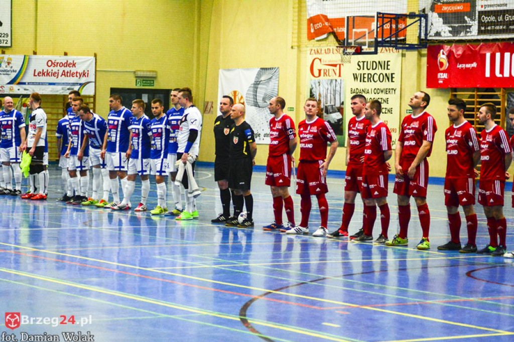 Porażka Gredaru w Komprachcicach. Skomplikowana sytuacja brzeżan [FOTORELACJA]