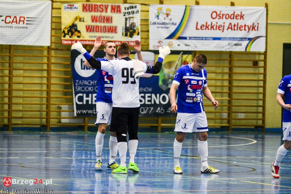 Porażka Gredaru w Komprachcicach. Skomplikowana sytuacja brzeżan [FOTORELACJA]