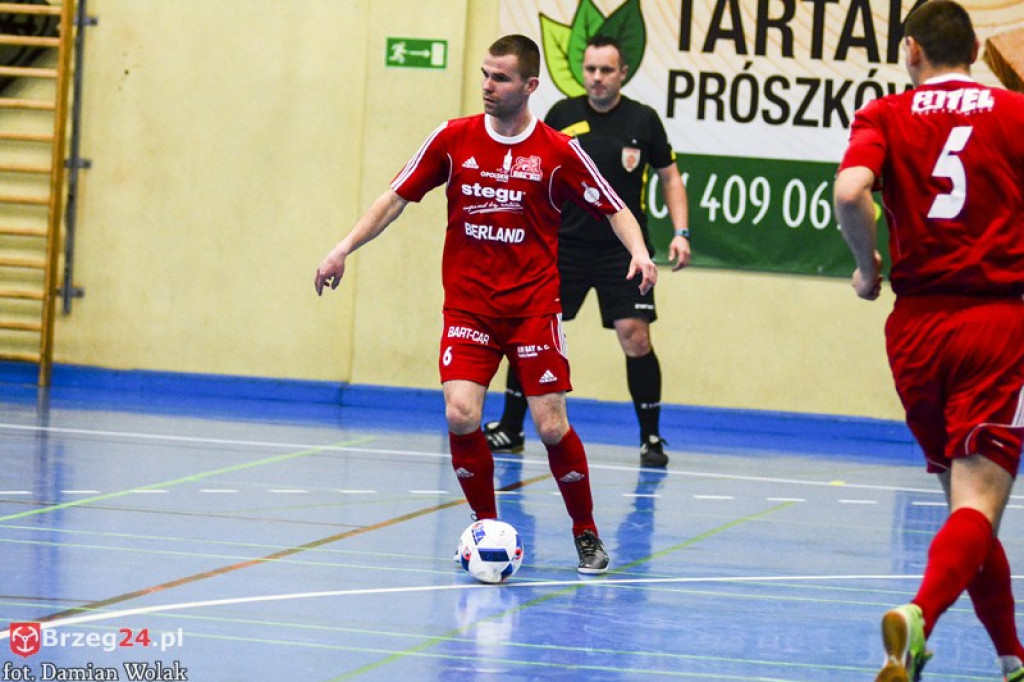 Porażka Gredaru w Komprachcicach. Skomplikowana sytuacja brzeżan [FOTORELACJA]