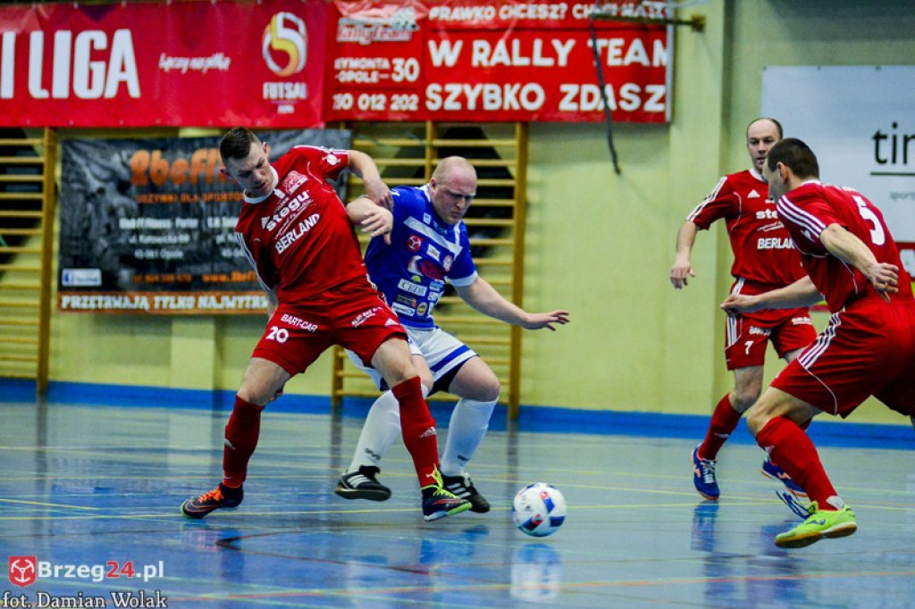 Porażka Gredaru w Komprachcicach. Skomplikowana sytuacja brzeżan [FOTORELACJA]