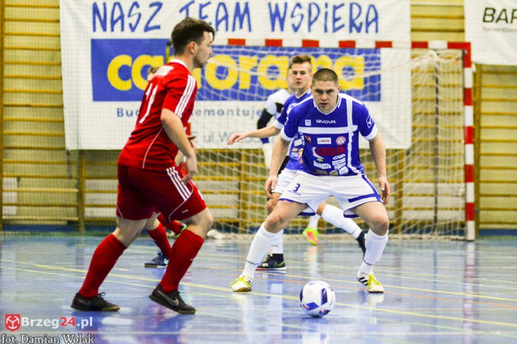 Porażka Gredaru w Komprachcicach. Skomplikowana sytuacja brzeżan [FOTORELACJA]