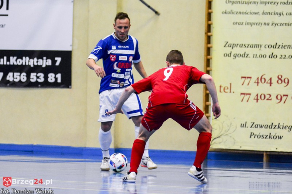 Porażka Gredaru w Komprachcicach. Skomplikowana sytuacja brzeżan [FOTORELACJA]