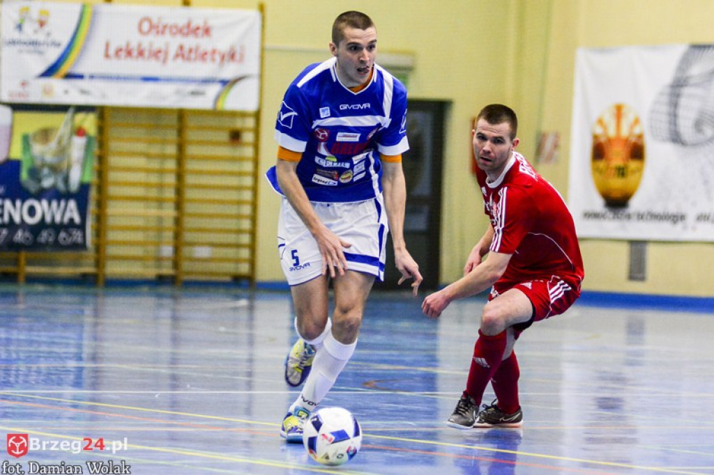 Porażka Gredaru w Komprachcicach. Skomplikowana sytuacja brzeżan [FOTORELACJA]