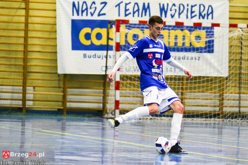 Porażka Gredaru w Komprachcicach. Skomplikowana sytuacja brzeżan [FOTORELACJA]