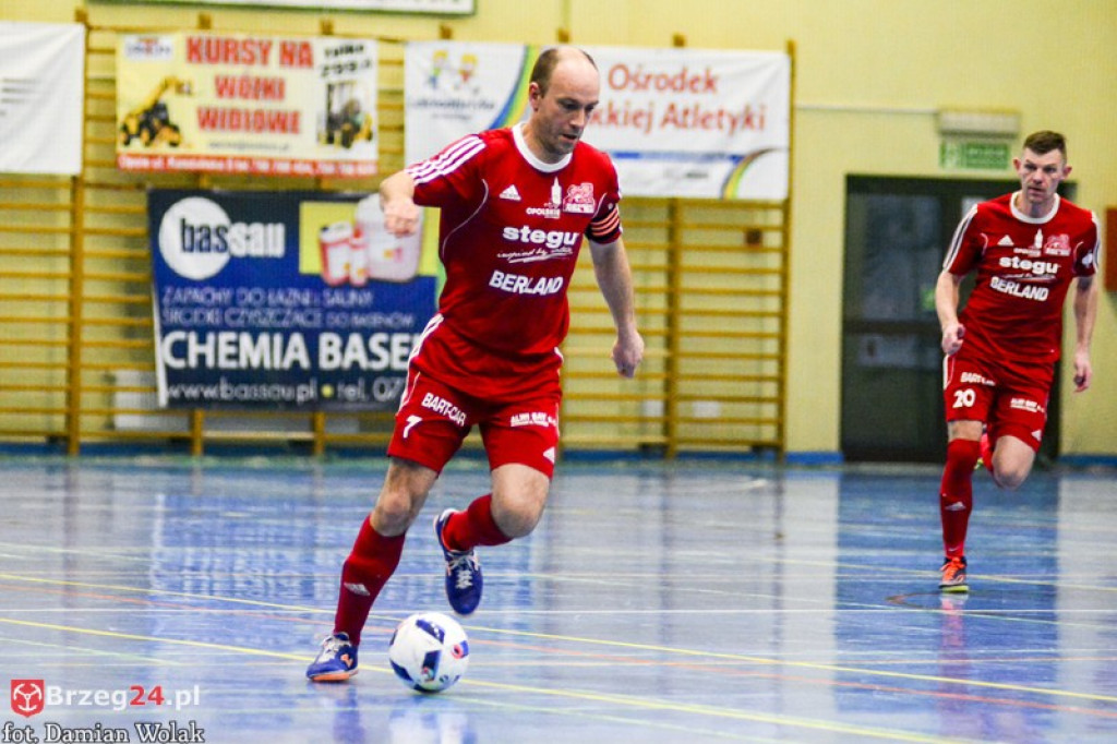 Porażka Gredaru w Komprachcicach. Skomplikowana sytuacja brzeżan [FOTORELACJA]