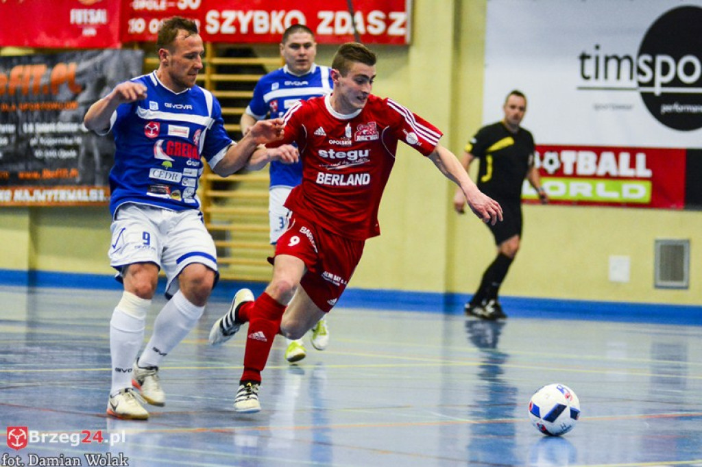 Porażka Gredaru w Komprachcicach. Skomplikowana sytuacja brzeżan [FOTORELACJA]