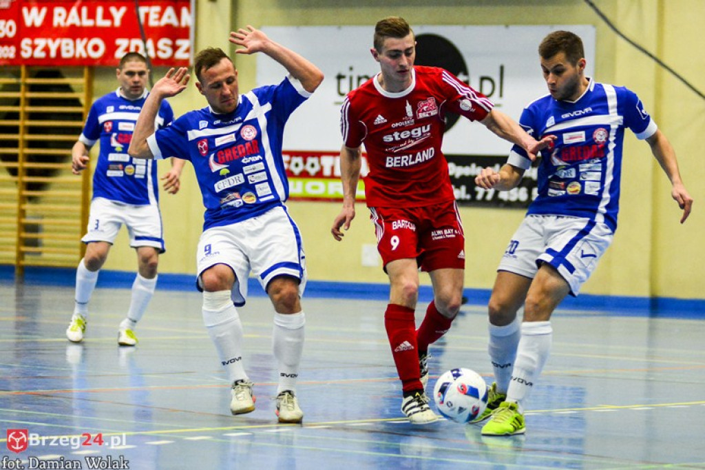 Porażka Gredaru w Komprachcicach. Skomplikowana sytuacja brzeżan [FOTORELACJA]