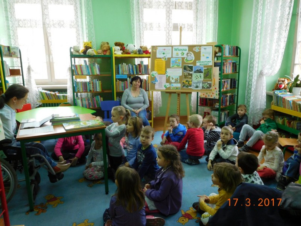 Wiosenne spotkanie w bibliotece