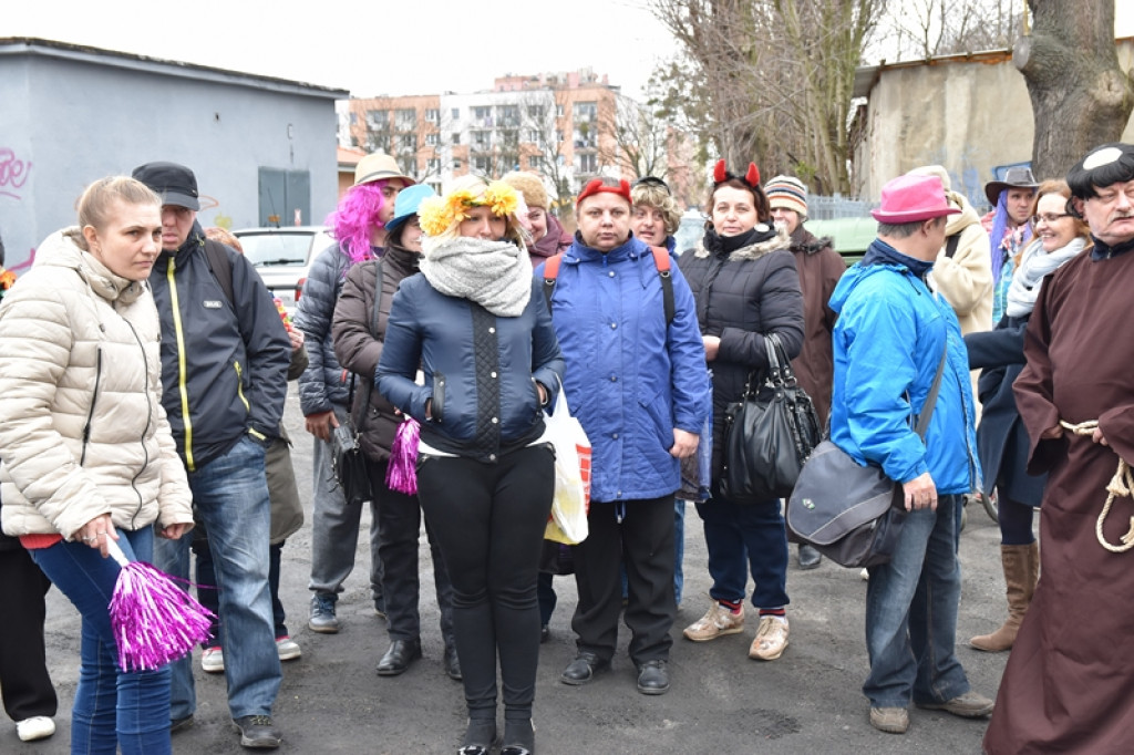 Przegonili zimę, powitali wiosnę! Ulicami Brzegu przeszedł 3. Integracyjny Marsz [ZDJĘCIA + VIDEO]