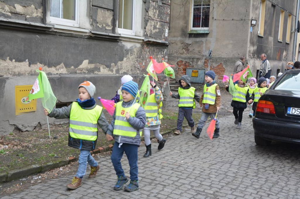 Przegonili zimę, powitali wiosnę! Ulicami Brzegu przeszedł 3. Integracyjny Marsz [ZDJĘCIA + VIDEO]