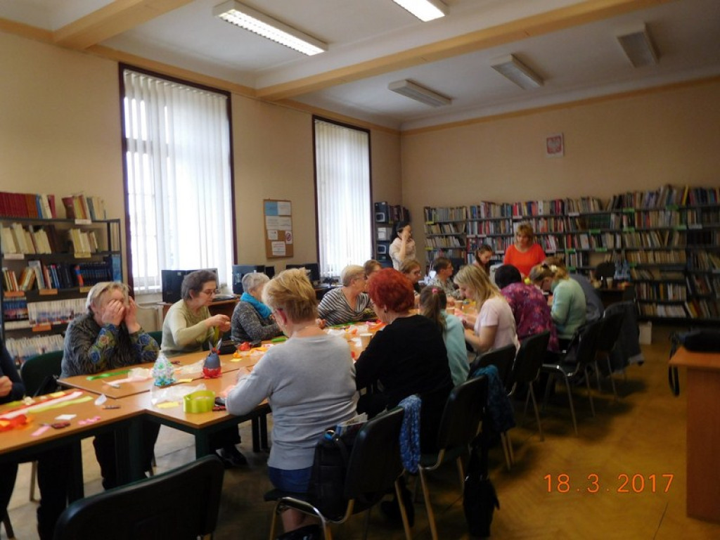 Warsztaty rękodzieła zakończone. Przed nami kolejne spotkania autorskie w Bibliotece w Grodkowie
