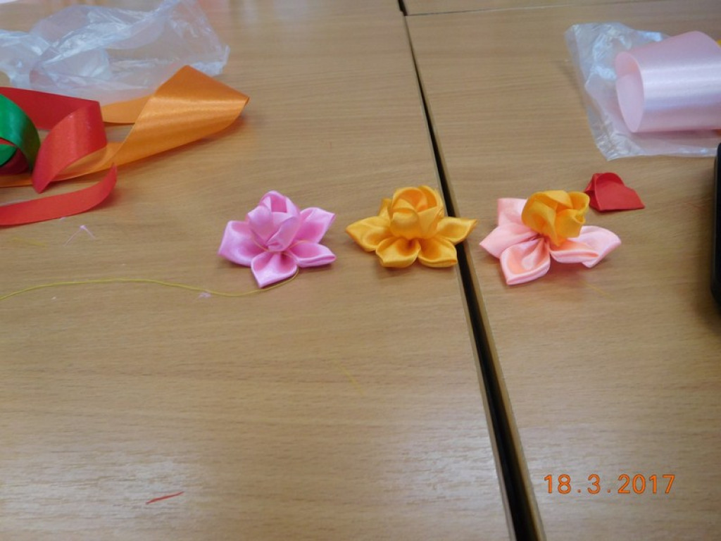 Warsztaty rękodzieła zakończone. Przed nami kolejne spotkania autorskie w Bibliotece w Grodkowie