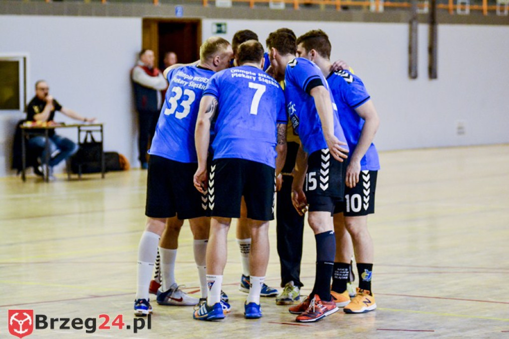 Olimp Grodków przegrał z liderem