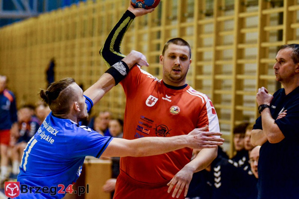 Olimp Grodków przegrał z liderem