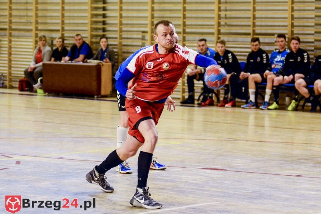 Olimp Grodków przegrał z liderem