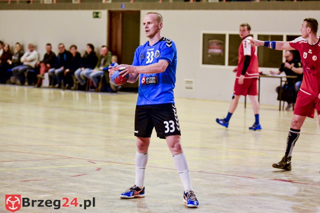 Olimp Grodków przegrał z liderem