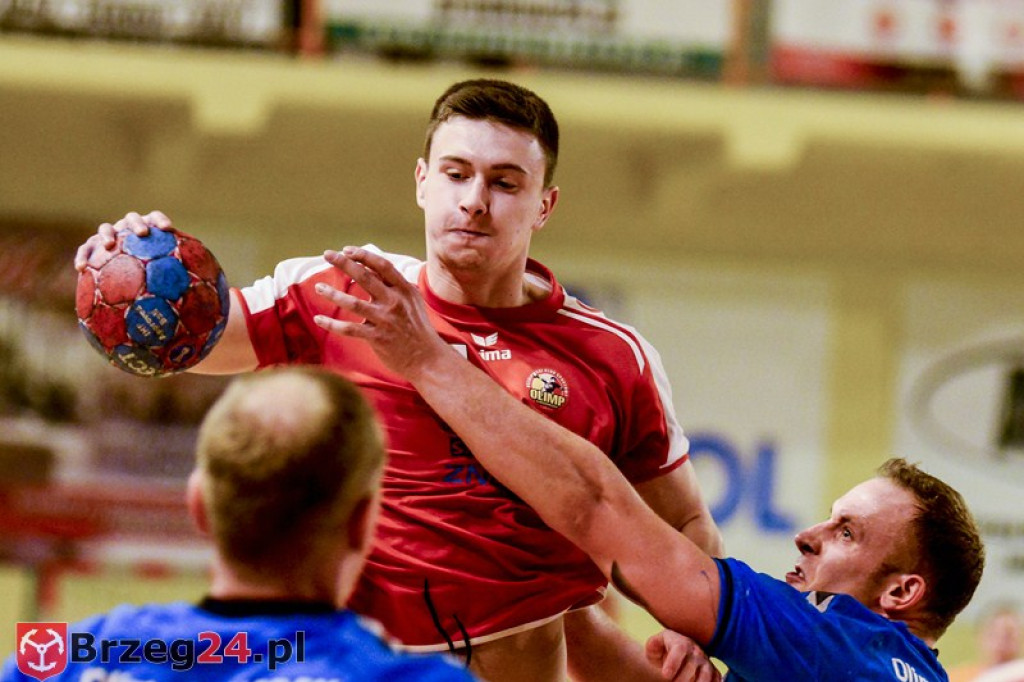 Olimp Grodków przegrał z liderem