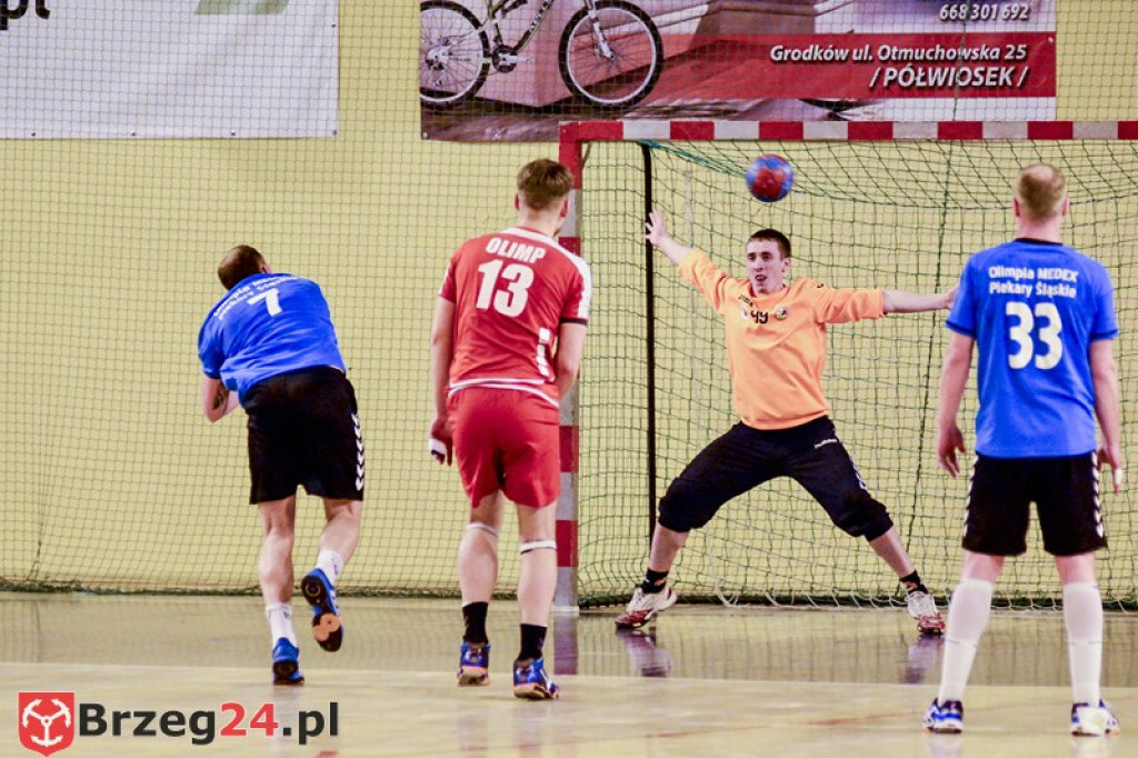 Olimp Grodków przegrał z liderem