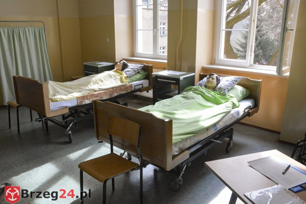 II Mistrzostwa Pierwszej Pomocy o Puchar Dyrektora ZSM w Brzegu