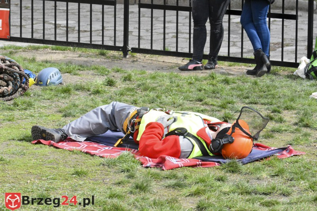 II Mistrzostwa Pierwszej Pomocy o Puchar Dyrektora ZSM w Brzegu