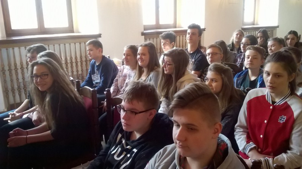 Jak uczniowie Publicznego Gimnazjum nr 4 połknęli BAKCYLA