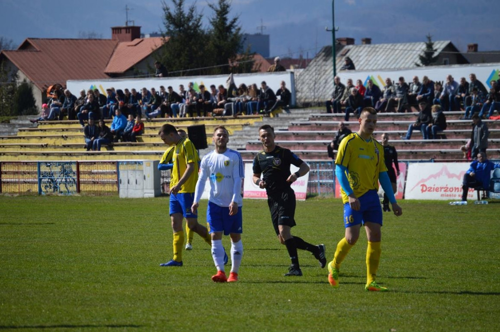 Trzy punkty z Lechią! Stal wygrywa w Dzierżoniowie
