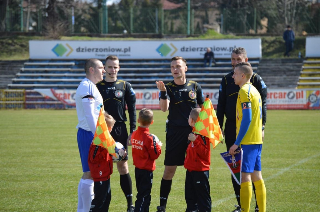 Trzy punkty z Lechią! Stal wygrywa w Dzierżoniowie