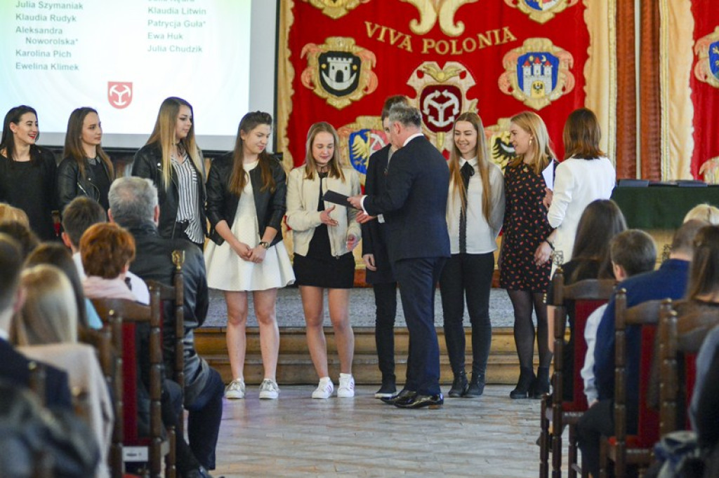 Ceremonia wręczenia nagród dla najlepszych sportowców, trenerów i działaczy za rok 2016 [FOTORELACJA]