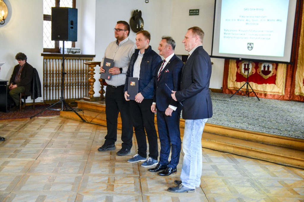 Ceremonia wręczenia nagród dla najlepszych sportowców, trenerów i działaczy za rok 2016 [FOTORELACJA]