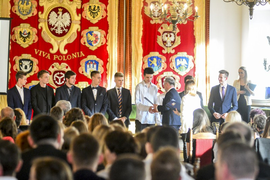 Ceremonia wręczenia nagród dla najlepszych sportowców, trenerów i działaczy za rok 2016 [FOTORELACJA]