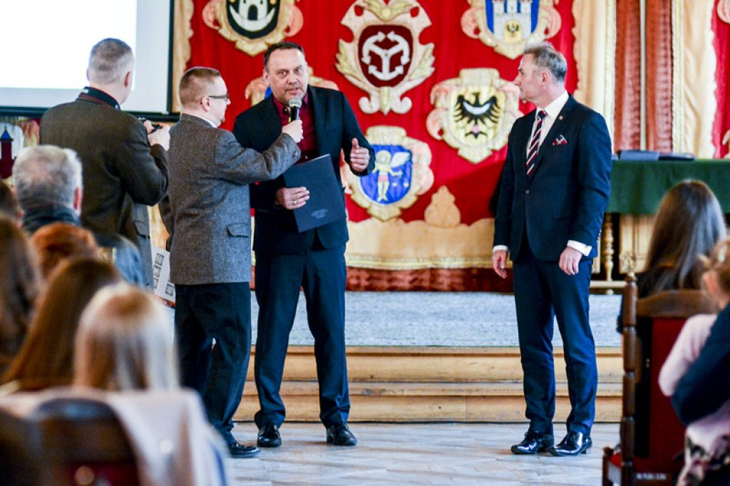Ceremonia wręczenia nagród dla najlepszych sportowców, trenerów i działaczy za rok 2016 [FOTORELACJA]