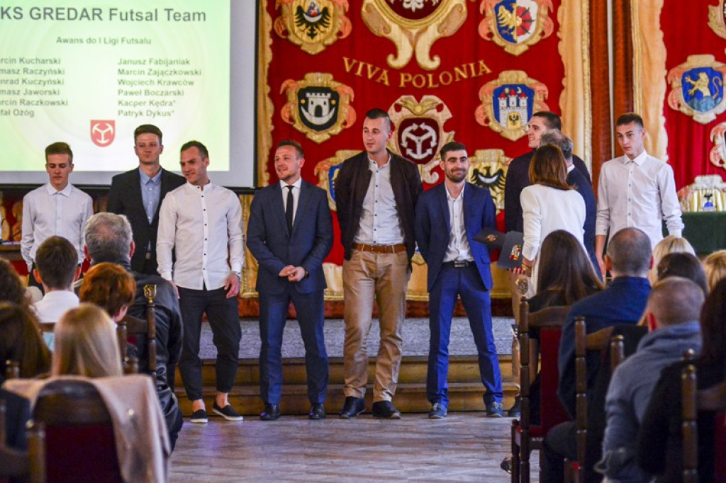 Ceremonia wręczenia nagród dla najlepszych sportowców, trenerów i działaczy za rok 2016 [FOTORELACJA]