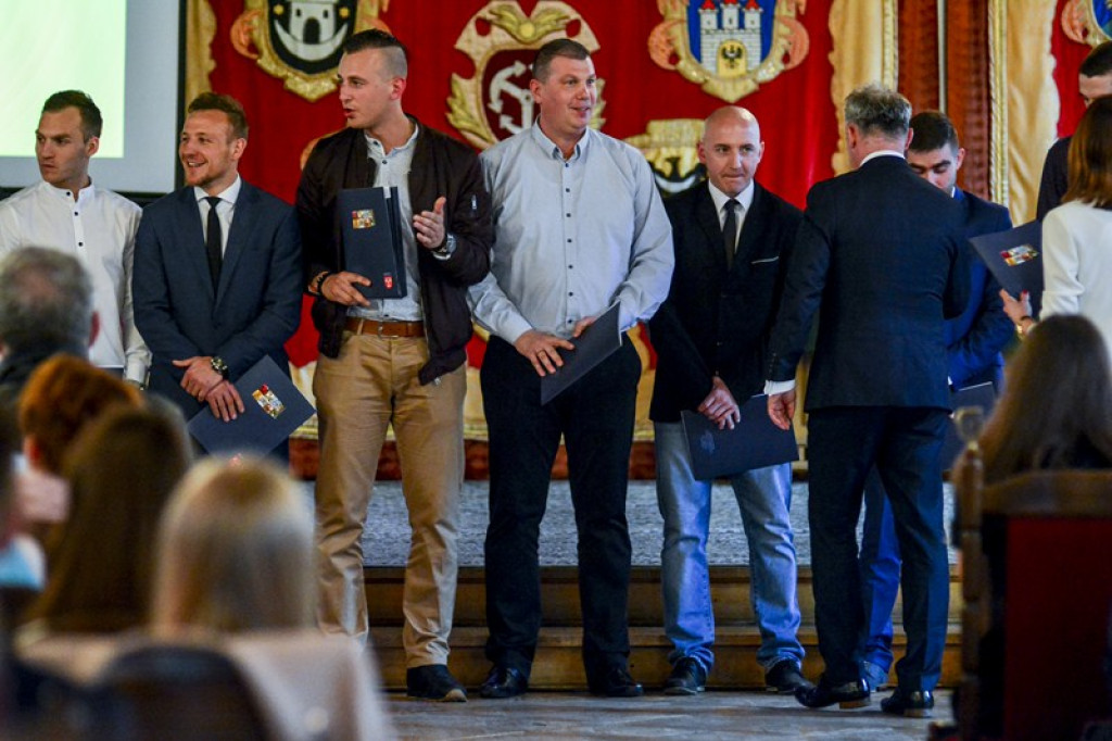 Ceremonia wręczenia nagród dla najlepszych sportowców, trenerów i działaczy za rok 2016 [FOTORELACJA]