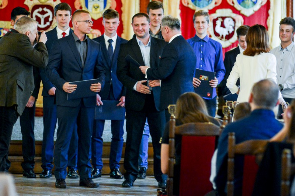 Ceremonia wręczenia nagród dla najlepszych sportowców, trenerów i działaczy za rok 2016 [FOTORELACJA]