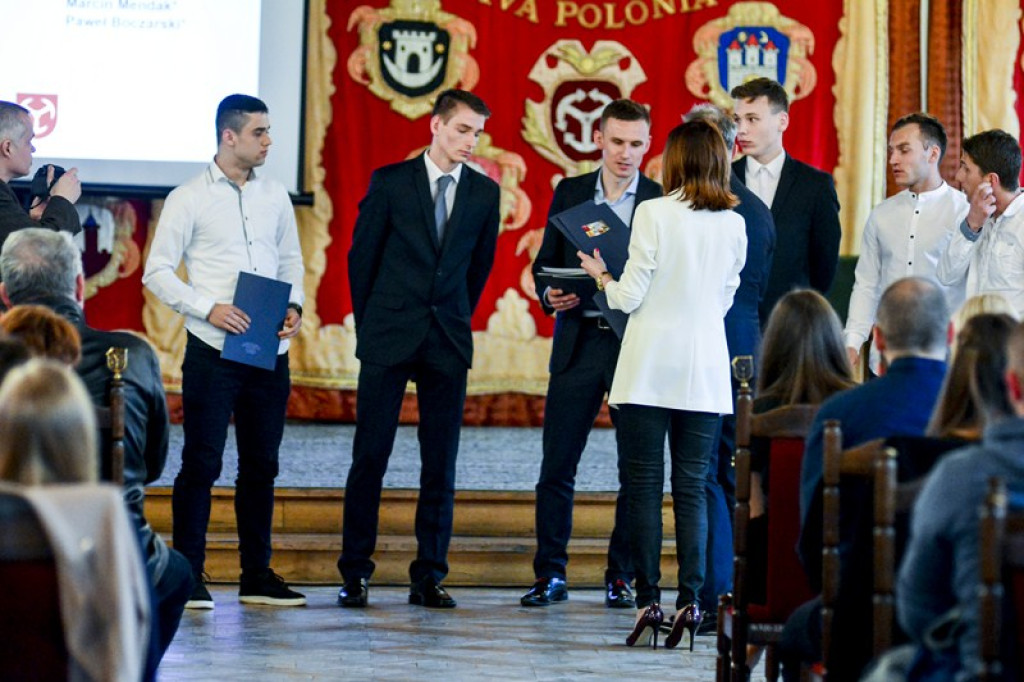 Ceremonia wręczenia nagród dla najlepszych sportowców, trenerów i działaczy za rok 2016 [FOTORELACJA]