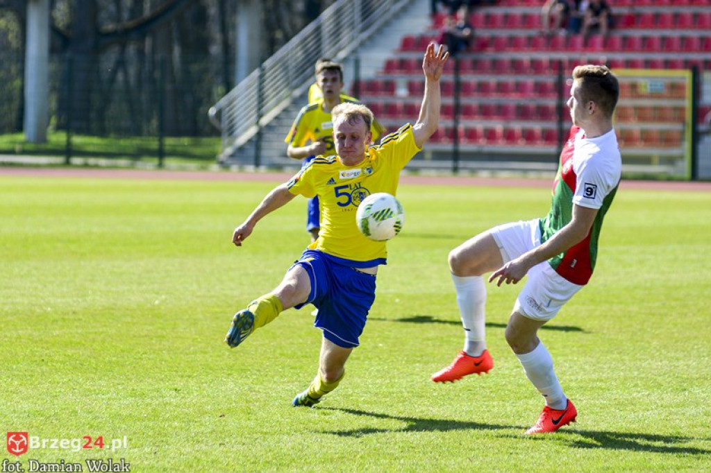 Stal przegrywa z Piastem 1:3