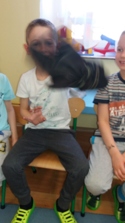 WIZYTA STRAŻAKÓW W PUBLICZNYM PRZEDSZKOLU W OLSZANCE