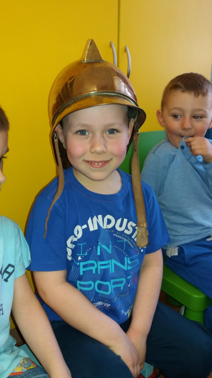 WIZYTA STRAŻAKÓW W PUBLICZNYM PRZEDSZKOLU W OLSZANCE