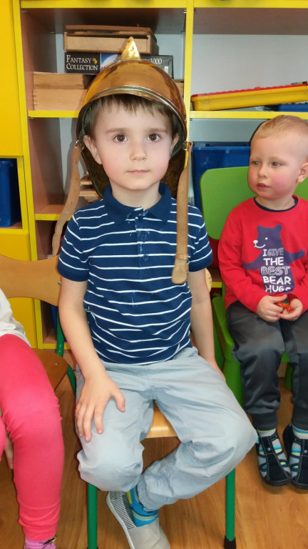 WIZYTA STRAŻAKÓW W PUBLICZNYM PRZEDSZKOLU W OLSZANCE