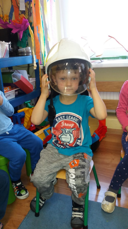 WIZYTA STRAŻAKÓW W PUBLICZNYM PRZEDSZKOLU W OLSZANCE