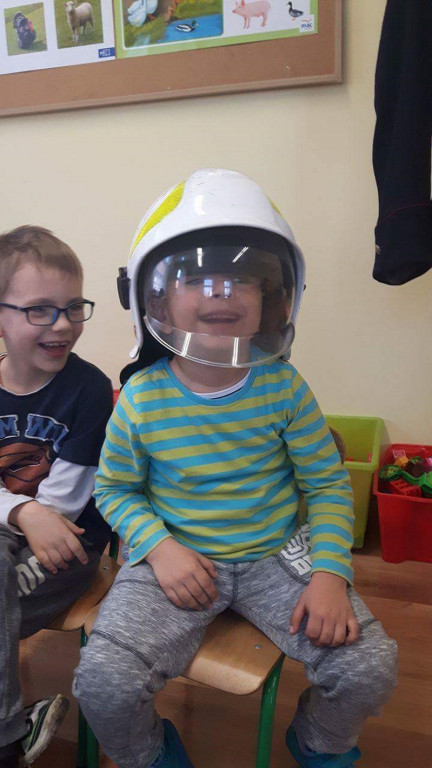 WIZYTA STRAŻAKÓW W PUBLICZNYM PRZEDSZKOLU W OLSZANCE