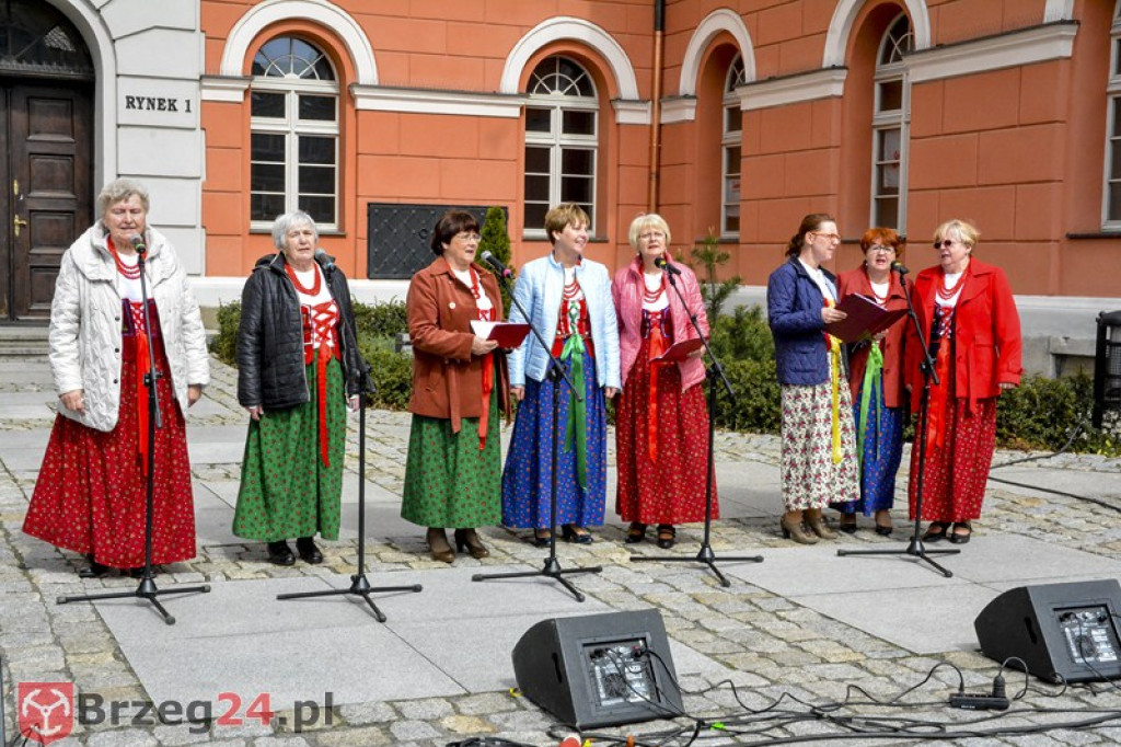 XV Jarmark Wielkanocny w Grodkowie [foto]