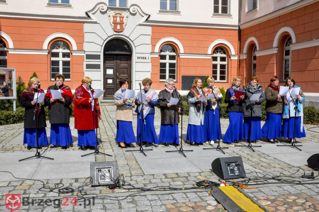 XV Jarmark Wielkanocny w Grodkowie [foto]