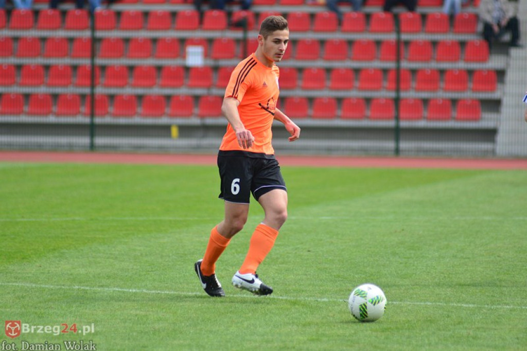 Bezbramkowy remis w derbach. Podział punktów w Brzegu [foto]