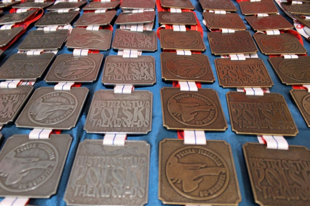 100 medali zawodników z Opolskiego Klubu Sportów Walki na MP 2017 w Taekwon-do