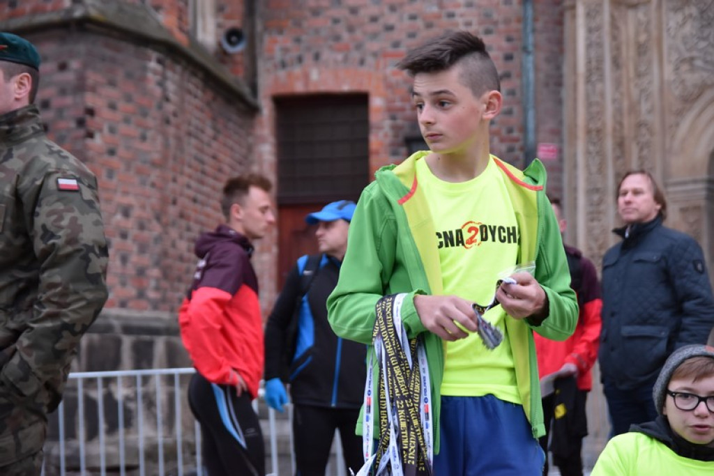 Kamil Karbowiak z Brzegu wygrał 2. Nocną Dychę!