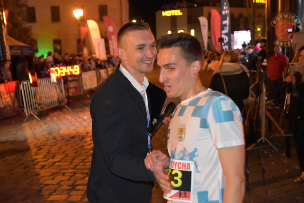 Kamil Karbowiak z Brzegu wygrał 2. Nocną Dychę!